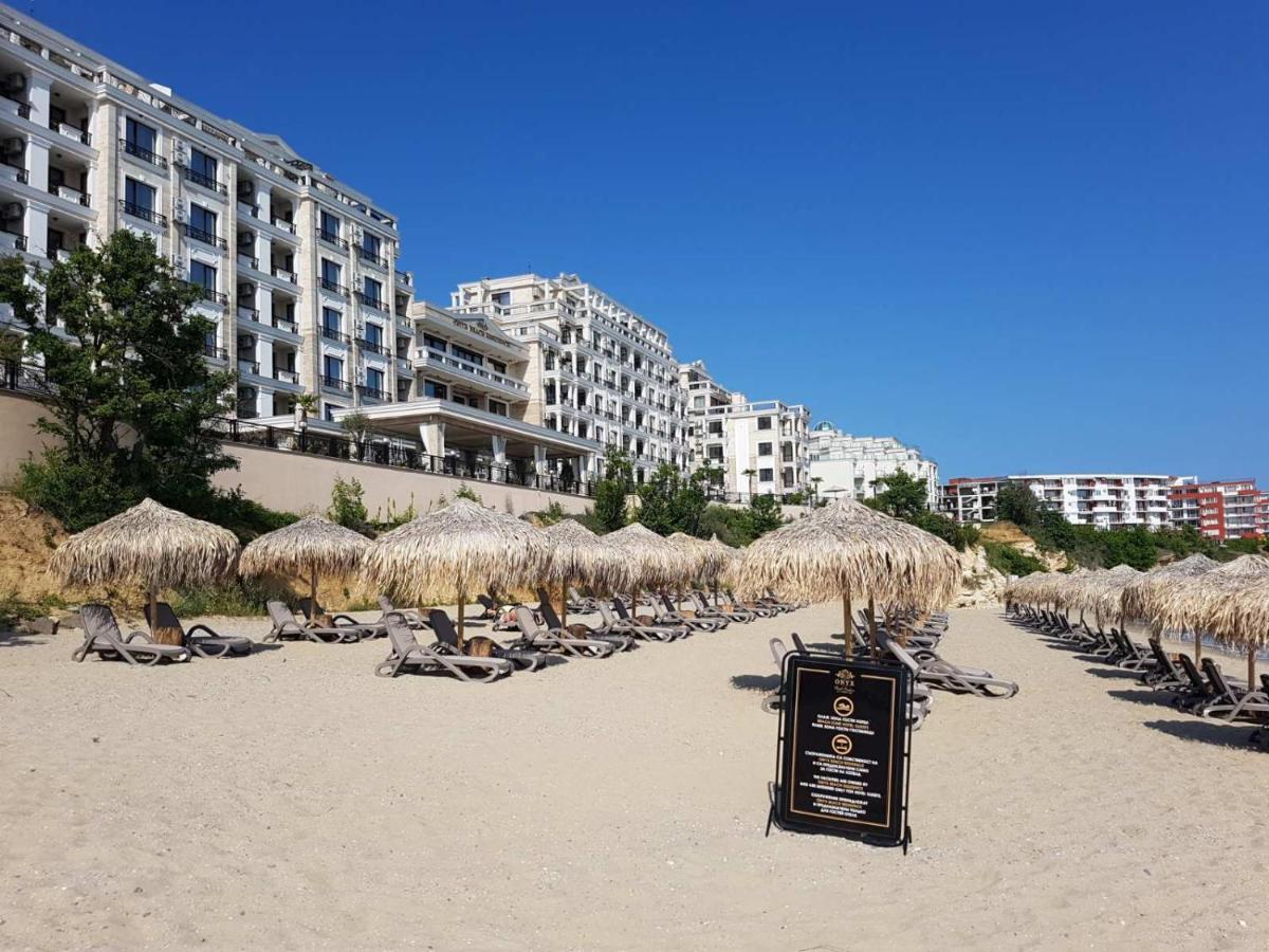 Onyx 2 Private Beach Apartment Sveti Vlas Esterno foto